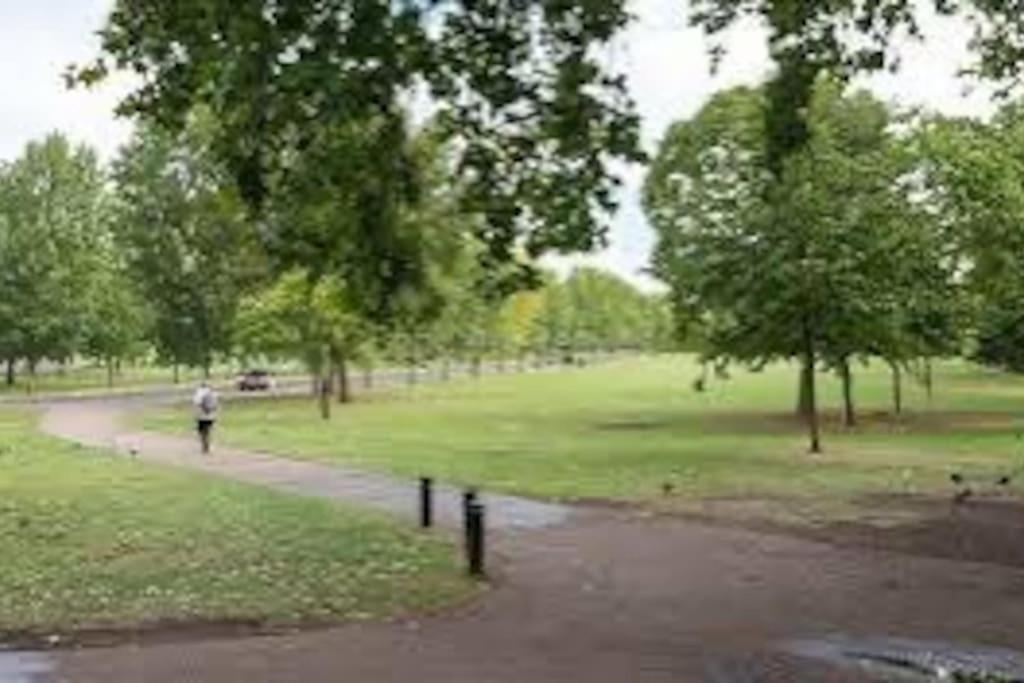 Centrally Located Islington Лондон Екстер'єр фото